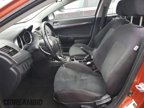 ✅ 2009 Mitsubishi Lancer GTS • VIN: JA3AU86W69U018915 • Lot: 82060565. Wystawiony na Copart z przebiegiem 123 001 mil. Bezpłatny archiwum sprzedaży aukcyjnych z USA i szczegółowy raport historii pojazdu na DreamBid. Zdjęcie 7.