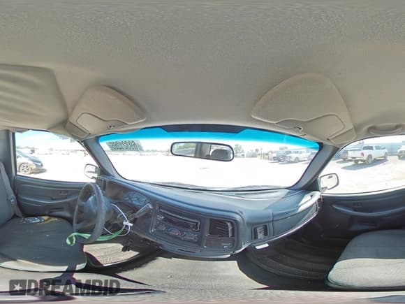 ✅ 1999 Chevrolet Silverado 1500 • VIN: 1GCEC14W0XZ167644 • Лот: 69321265. Опубликован ранее на Copart с пробегом 231 850 миль. Бесплатный доступ к архиву аукционных продаж из США и подробный отчёт об истории автомобиля на DreamBid. Изображение 15.