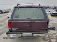 ✅ 1994 Ford Explorer Eddie Bauer • VIN: 1FMDU34X8RUE17866 • Lot: 95075305. Listed on Copart with 253,824 mi. Free auction sales archive from the USA and detailed vehicle history report at DreamBid. Image 6.