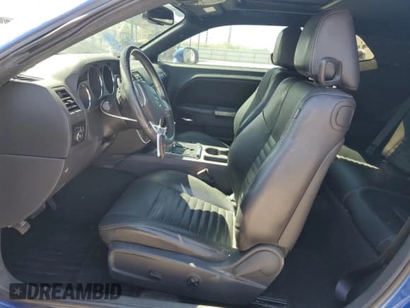 ✅ 2012 Dodge Challenger R/T Classic • VIN: 2C3CDYBT7CH285226 • Лот: 80919695. Опубликован ранее на Copart с пробегом 68 440 миль. Бесплатный доступ к архиву аукционных продаж из США и подробный отчёт об истории автомобиля на DreamBid. Изображение 7.