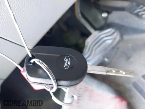 ✅ 2016 Ford Transit • VIN: 1FTYE2CM8GKA43708 • Лот: 43113577. Опубликован ранее на IAAI с пробегом 128 553 миль. Бесплатный доступ к архиву аукционных продаж из США и подробный отчёт об истории автомобиля на DreamBid. Изображение 11.