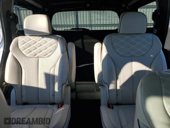 ✅ 2020 Hyundai Palisade Limited • VIN: KM8R5DHE8LU149930 • Лот: 46257345. Опубликован ранее на Copart с пробегом 60 867 миль. Бесплатный доступ к архиву аукционных продаж из США и подробный отчёт об истории автомобиля на DreamBid. Изображение 10.