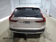 ✅ 2023 Volvo V90 Ultimate • VIN: YV4062NC5P1165587 • Lot: 57703405. Listed on Copart with 27,860 mi. Free auction sales archive from the USA and detailed vehicle history report at DreamBid. Image 6.