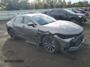 ✅ 2024 Toyota Crown Platinum • VIN: JTDAFAAF5R3007808 • Лот: 81782045. Опубликован ранее на Copart с пробегом 15 898 миль. Бесплатный доступ к архиву аукционных продаж из США и подробный отчёт об истории автомобиля на DreamBid. Изображение 4.