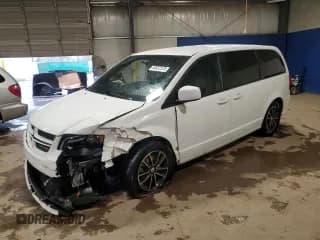 ✅ 2018 Dodge Grand Caravan GT • VIN: 2C4RDGEG0JR334692 • Лот: 90832375. Опубликован ранее на Copart с пробегом 105 996 миль. Бесплатный доступ к архиву аукционных продаж из США и подробный отчёт об истории автомобиля на DreamBid. Изображение 1.