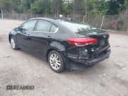 ✅ 2017 Kia Forte LX • VIN: 3KPFL4A7XHE119729 • Lot: 43105299. Wystawiony na IAAI z przebiegiem 102 639 mil. Bezpłatny archiwum sprzedaży aukcyjnych z USA i szczegółowy raport historii pojazdu na DreamBid. Zdjęcie 3.