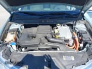 ✅ 2014 Lincoln MKZ Hybrid • VIN: 3LN6L2LU7ER808117 • Lot: 43097766. Listed on IAAI with 104,542 mi. Free auction sales archive from the USA and detailed vehicle history report at DreamBid. Image 10.