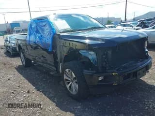 ✅ 2018 Ford F-150 XL • VIN: 1FTEX1EP5JKG01004 • Lot: 42583232. Wystawiony na IAAI z przebiegiem 123 258 mil. Bezpłatny archiwum sprzedaży aukcyjnych z USA i szczegółowy raport historii pojazdu na DreamBid. Zdjęcie 1.