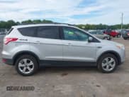 ✅ 2013 Ford Escape SE • VIN: 1FMCU9G98DUB49888 • Lot: 43019232. Wystawiony na IAAI z przebiegiem 140 255 mil. Bezpłatny archiwum sprzedaży aukcyjnych z USA i szczegółowy raport historii pojazdu na DreamBid. Zdjęcie 13.