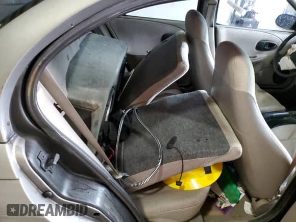 1998 Saturn SL z VIN 1G8ZF5285WZ204569, wystawiony jako Copart lot #43624765 z przebiegiem 318 544 mil mil oraz Szkoda całkowita • Salvage title. Historia ofert i sprzedaży dostępna na DreamBid. Obrazek 11.