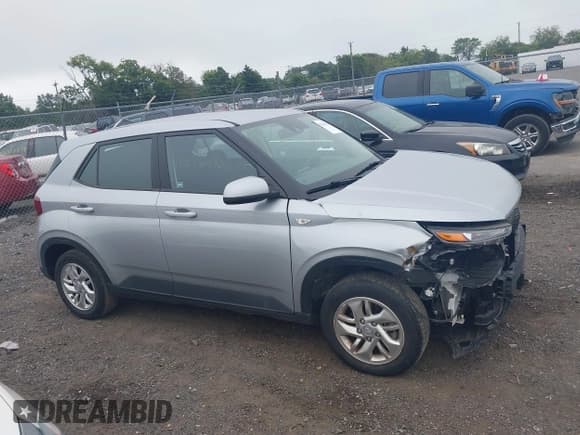 ✅ 2021 Hyundai Venue SE • VIN: KMHRB8A35MU078387 • Lot: 42953676. Listed on IAAI with 17,339 mi. Free auction sales archive from the USA and detailed vehicle history report at DreamBid. Image 13.