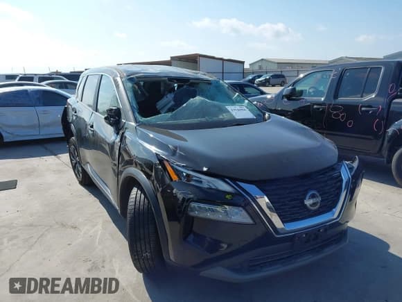 ✅ 2023 Nissan Rogue SV • VIN: 5N1BT3BA7PC830020 • Lot: 43546906. Wystawiony na IAAI z przebiegiem Nie podano. Bezpłatny archiwum sprzedaży aukcyjnych z USA i szczegółowy raport historii pojazdu na DreamBid. Zdjęcie 1.