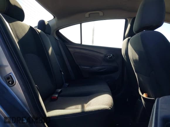 ✅ 2018 Nissan Versa SV • VIN: 3N1CN7AP7JL821218 • Lot: 43639021. Listed on IAAI with 149,960 mi. Free auction sales archive from the USA and detailed vehicle history report at DreamBid. Image 8.