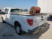 ✅ 2013 Ford F-150 XL • VIN: 1FTMF1CM3DKD38362 • Lot: 80412165. Wystawiony na Copart z przebiegiem 262 947 mil. Bezpłatny archiwum sprzedaży aukcyjnych z USA i szczegółowy raport historii pojazdu na DreamBid. Zdjęcie 2.