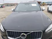 ✅ 2016 Volvo XC90 T6 R-Design • VIN: YV4A22PM6G1045500 • Lot: 42505389. Listed on IAAI with 107,285 mi. Free auction sales archive from the USA and detailed vehicle history report at DreamBid. Image 6.