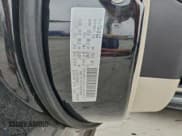 ✅ 2017 Chrysler Pacifica Touring L • VIN: 2C4RC1BG3HR576486 • Лот: 95263085. Опубликован ранее на Copart с пробегом 132 675 миль. Бесплатный доступ к архиву аукционных продаж из США и подробный отчёт об истории автомобиля на DreamBid. Изображение 13.