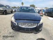 ✅ 2013 Volvo S60 T5 Premier • VIN: YV1612FS9D1217892 • Lot: 92730235. Wystawiony na Copart z przebiegiem 91 457 mil. Bezpłatny archiwum sprzedaży aukcyjnych z USA i szczegółowy raport historii pojazdu na DreamBid. Zdjęcie 5.