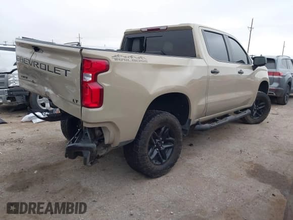 ✅ 2022 Chevrolet Silverado 1500 LT Trail Boss • VIN: 3GCUDFED4NG518510 • Lot: 41190719. Wystawiony na IAAI z przebiegiem 42 517 mil. Bezpłatny archiwum sprzedaży aukcyjnych z USA i szczegółowy raport historii pojazdu na DreamBid. Zdjęcie 4.