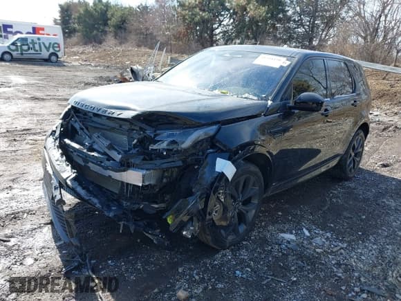 ✅ 2021 Land Rover Discovery Sport SE R-Dynamic • VIN: SALCL2FX7MH885608 • Lot: 41591198. Wystawiony na IAAI z przebiegiem 41 686 mil. Bezpłatny archiwum sprzedaży aukcyjnych z USA i szczegółowy raport historii pojazdu na DreamBid. Zdjęcie 2.