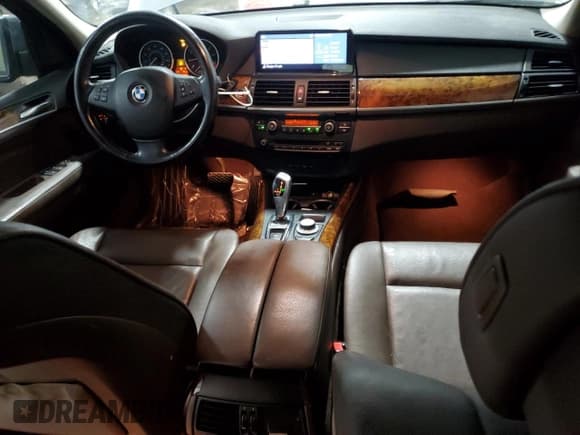 ✅ 2008 BMW X5 3.0si • VIN: 5UXFE43578L025058 • Lot: 85098024. Wystawiony na Copart z przebiegiem 195 065 mil. Bezpłatny archiwum sprzedaży aukcyjnych z USA i szczegółowy raport historii pojazdu na DreamBid. Zdjęcie 8.