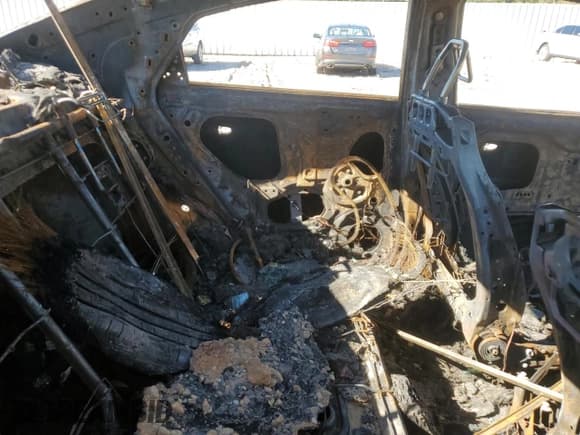 ✅ 2022 Hyundai Accent SEL • VIN: 3KPC24A63NE166173 • Лот: 81561734. Опубликован ранее на Copart с пробегом Не указан. Бесплатный доступ к архиву аукционных продаж из США и подробный отчёт об истории автомобиля на DreamBid. Изображение 10.