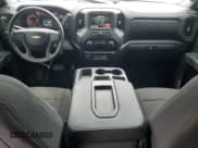 ✅ 2020 Chevrolet Silverado 1500 Custom • VIN: 1GCRYBEF8LZ333412 • Lot: 92382915. Listed on Copart with 109,394 mi. Free auction sales archive from the USA and detailed vehicle history report at DreamBid. Image 8.