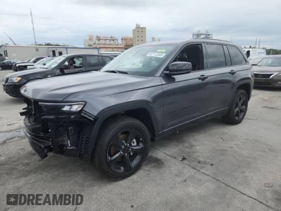 2025 Jeep Grand Cherokee Altitude X with VIN 1C4RJGAG4SC288793, listed as a Copart auction lot 82112585 with 4,303 mi miles and Salvage title. Bid and sale history available at DreamBid. Image 1.