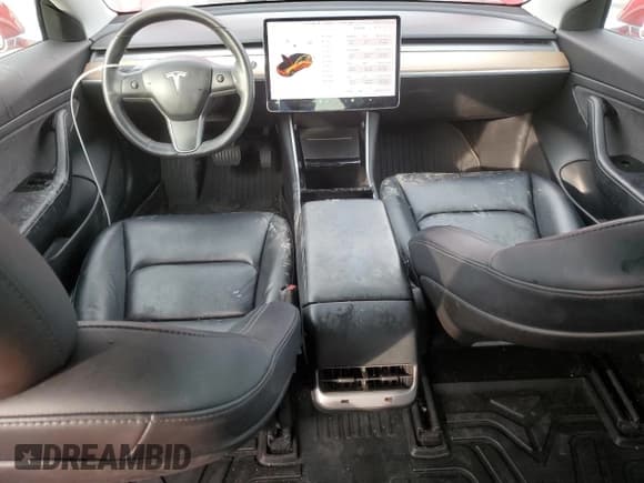 ✅ 2020 Tesla Model 3 Standard Range Plus • VIN: 5YJ3E1EAXLF706596 • Lot: 91983995. Wystawiony na Copart z przebiegiem 55 119 mil. Bezpłatny archiwum sprzedaży aukcyjnych z USA i szczegółowy raport historii pojazdu na DreamBid. Zdjęcie 8.