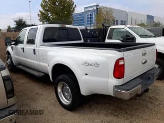 ✅ 2008 Ford F-450 XL • VIN: 1FTXW43R18EC17201 • Lot: 70775874. Wystawiony na Copart z przebiegiem 121 739 mil. Bezpłatny archiwum sprzedaży aukcyjnych z USA i szczegółowy raport historii pojazdu na DreamBid. Zdjęcie 2.