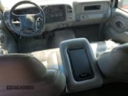 ✅ 1999 Chevrolet Silverado 3500 • VIN: 1GCHC33J3XF055520 • Лот: 71958374. Опубликован ранее на Copart с пробегом 242 976 миль. Бесплатный доступ к архиву аукционных продаж из США и подробный отчёт об истории автомобиля на DreamBid. Изображение 8.