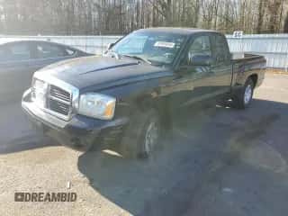2006 Dodge Dakota SLT с VIN 1D7HW42K46S524262, выставлен на аукционе Copart как лот 82985654 с пробегом 124 170 миль миль и Списание • Salvage title. История ставок и продаж доступна на DreamBid. Изображение 1.