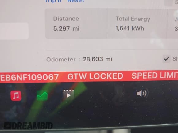 ✅ 2022 Tesla Model 3 Long Range • VIN: 5YJ3E1EB6NF109067 • Lot: 41948791. Wystawiony na IAAI z przebiegiem 28 603 mil. Bezpłatny archiwum sprzedaży aukcyjnych z USA i szczegółowy raport historii pojazdu na DreamBid. Zdjęcie 16.