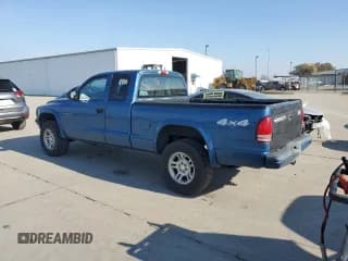 ✅ 2003 Dodge Dakota • VIN: 1D7GG32NX3S252020 • Lot: 83869424. Wystawiony na Copart z przebiegiem 258 061 mil. Bezpłatny archiwum sprzedaży aukcyjnych z USA i szczegółowy raport historii pojazdu na DreamBid. Zdjęcie 2.