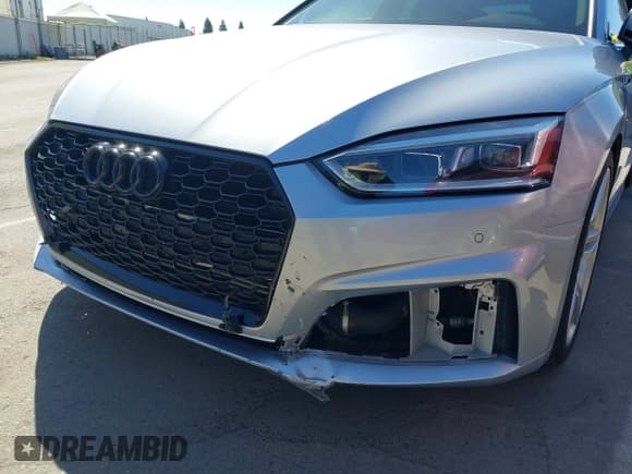 ✅ 2019 Audi A5 Sportback Premium Plus • VIN: WAUENCF55KA048096 • Lot: 42945019. Wystawiony na IAAI z przebiegiem 67 834 mil. Bezpłatny archiwum sprzedaży aukcyjnych z USA i szczegółowy raport historii pojazdu na DreamBid. Zdjęcie 6.