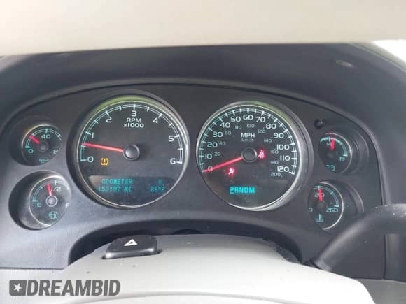 2014 Chevrolet Suburban LT z VIN 1GNSCJE06ER116005, wystawiony jako IAAI lot #42811502 z przebiegiem 153 197 mil mil oraz . Historia ofert i sprzedaży dostępna na DreamBid. Obrazek 7.