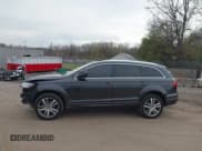 ✅ 2015 Audi Q7 Premium Plus • VIN: WA1LGAFE6FD018404 • Lot: 43781827. Wystawiony na IAAI z przebiegiem 161 962 mil. Bezpłatny archiwum sprzedaży aukcyjnych z USA i szczegółowy raport historii pojazdu na DreamBid. Zdjęcie 14.