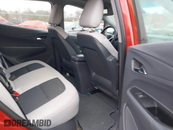 ✅ 2020 Chevrolet Bolt EV LT • VIN: 1G1FY6S02L4126725 • Lot: 41247846. Wystawiony na IAAI z przebiegiem 13 882 mil. Bezpłatny archiwum sprzedaży aukcyjnych z USA i szczegółowy raport historii pojazdu na DreamBid. Zdjęcie 8.