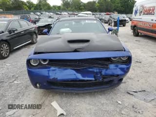 ✅ 2018 Dodge Challenger T/A • VIN: 2C3CDZBT2JH195114 • Lot: 56646654. Wystawiony na Copart z przebiegiem 110 828 mil. Bezpłatny archiwum sprzedaży aukcyjnych z USA i szczegółowy raport historii pojazdu na DreamBid. Zdjęcie 5.