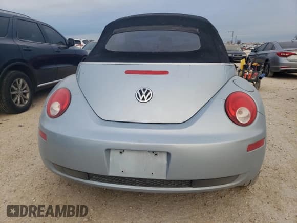 ✅ 2010 Volkswagen Beetle • VIN: 3VWRW3AL2AM002683 • Лот: 87071584. Опубликован ранее на Copart с пробегом 154 832 миль. Бесплатный доступ к архиву аукционных продаж из США и подробный отчёт об истории автомобиля на DreamBid. Изображение 6.