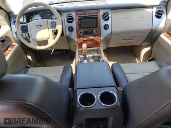 ✅ 2008 Ford Expedition Max Eddie Bauer • VIN: 1FMFK18538LA18654 • Lot: 53706725. Wystawiony na Copart z przebiegiem 194 712 mil. Bezpłatny archiwum sprzedaży aukcyjnych z USA i szczegółowy raport historii pojazdu na DreamBid. Zdjęcie 8.