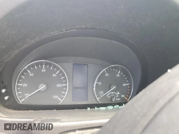 ✅ 2016 Mercedes-Benz Sprinter • VIN: WDZFE7CD8GP333888 • Lot: 70022845. Wystawiony na Copart z przebiegiem Nie podano. Bezpłatny archiwum sprzedaży aukcyjnych z USA i szczegółowy raport historii pojazdu na DreamBid. Zdjęcie 9.