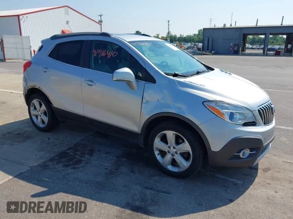 ✅ 2015 Buick Encore Premium • VIN: KL4CJHSB4FB100746 • Lot: 42916410. Wystawiony na IAAI z przebiegiem 169 060 mil. Bezpłatny archiwum sprzedaży aukcyjnych z USA i szczegółowy raport historii pojazdu na DreamBid. Zdjęcie 1.