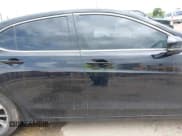 ✅ 2017 Acura TLX Technology • VIN: 19UUB1F57HA004932 • Lot: 42184002. Wystawiony na IAAI z przebiegiem 123 982 mil. Bezpłatny archiwum sprzedaży aukcyjnych z USA i szczegółowy raport historii pojazdu na DreamBid. Zdjęcie 13.