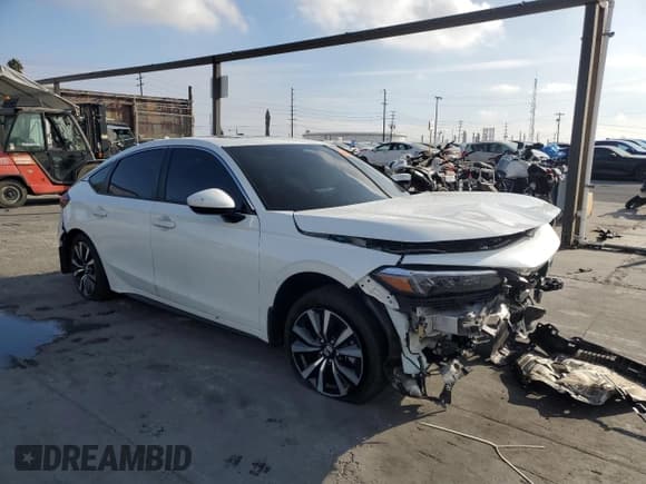 ✅ 2024 Honda Civic EX-L • VIN: 19XFL1H77RE008433 • Lot: 81309165. Listed on Copart with Not provided. Free auction sales archive from the USA and detailed vehicle history report at DreamBid. Image 4.