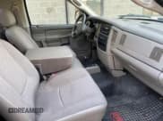 ✅ 2003 Dodge 1500 ST • VIN: 1D7HU16D43J613721 • Лот: 50630245. Опубликован ранее на Copart с пробегом 83 641 миль. Бесплатный доступ к архиву аукционных продаж из США и подробный отчёт об истории автомобиля на DreamBid. Изображение 5.