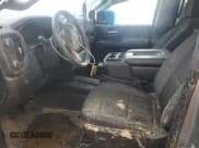 ✅ 2024 Chevrolet Silverado 2500HD Custom • VIN: 2GC4YMEY5R1248830 • Lot: 62823315. Wystawiony na Copart z przebiegiem 9 903 mil. Bezpłatny archiwum sprzedaży aukcyjnych z USA i szczegółowy raport historii pojazdu na DreamBid. Zdjęcie 7.