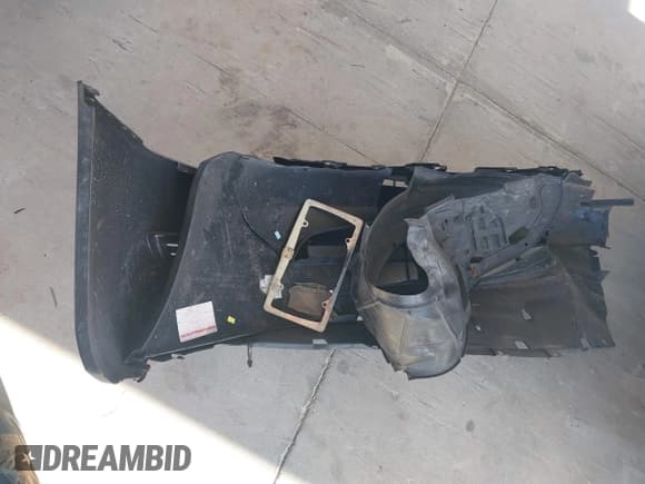 ✅ 2003 Honda Accord LX • VIN: 1HGCM56343A128452 • Лот: 43679597. Опубликован ранее на IAAI с пробегом 226 040 миль. Бесплатный доступ к архиву аукционных продаж из США и подробный отчёт об истории автомобиля на DreamBid. Изображение 12.