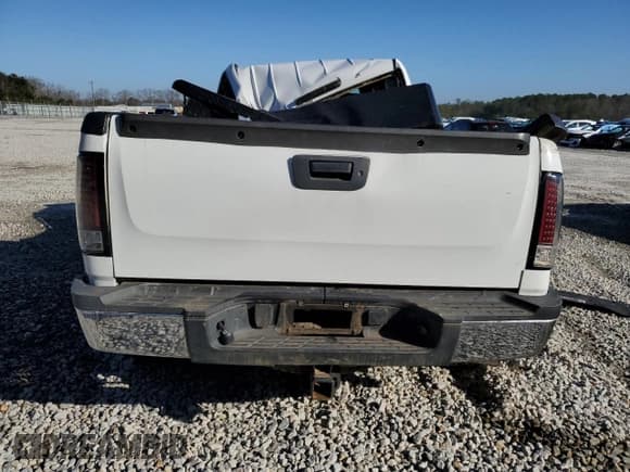 ✅ 2009 Chevrolet Silverado 2500HD LT • VIN: 1GCHC53649F159539 • Lot: 43810885. Listed on Copart with 127,253 mi. Free auction sales archive from the USA and detailed vehicle history report at DreamBid. Image 6.