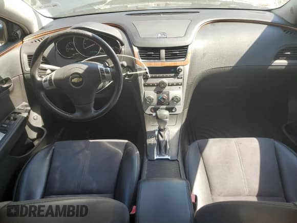 2009 Chevrolet Malibu 2LT z VIN 1G1ZJ57B49F214632, wystawiony jako Copart lot #71023324 z przebiegiem 44 493 mil mil oraz Szkoda całkowita • Salvage title. Historia ofert i sprzedaży dostępna na DreamBid. Obrazek 8.