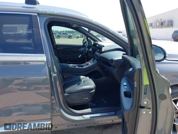 ✅ 2022 Hyundai Santa Fe Calligraphy • VIN: 5NMS5DAL0NH427485 • Лот: 43210556. Опубликован ранее на IAAI с пробегом 32 505 миль. Бесплатный доступ к архиву аукционных продаж из США и подробный отчёт об истории автомобиля на DreamBid. Изображение 5.